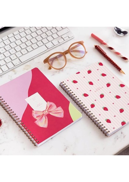 Spiralli Karton Kapak 2’li Set Çizgili Okul Defteri 80 Yaprak, Ders Programlı Çilek