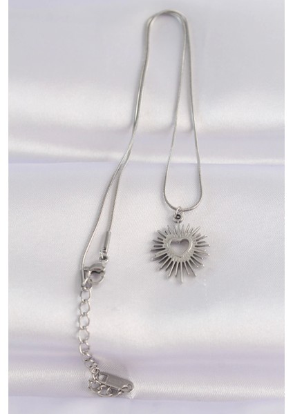 Bfs 316L Çelik Zincir Gümüş Renk Kalp Güneşi Tasarımlı Kolye fiyatları