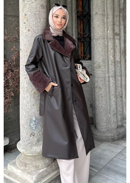 Tesettür Yaka ve Bilek Kürk Garnili Bel Kuşaklı Suni Deri Trençkot P-00018922 modelleri