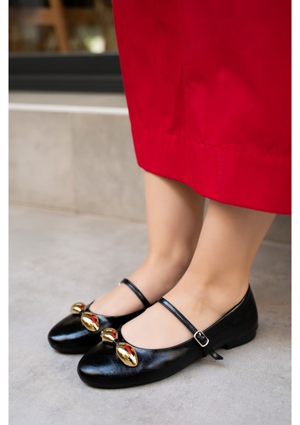 Loes Siyah Gold Aksesuarlı Düz Kadın Babet fırsatları