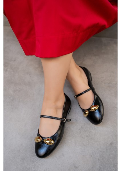 Loes Siyah Gold Aksesuarlı Düz Kadın Babet indirimleri