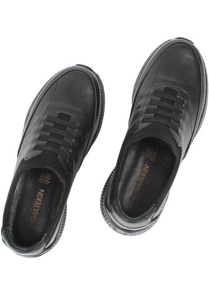 Kadın Siyah Bağcıklı Deri Ayakkabı