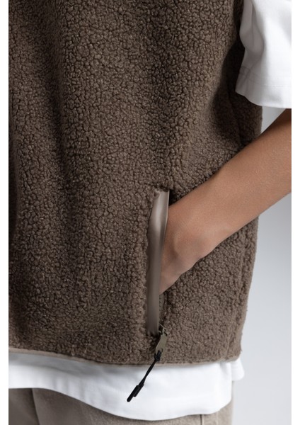 Alberg Kahve Salaş Teddy Yelek