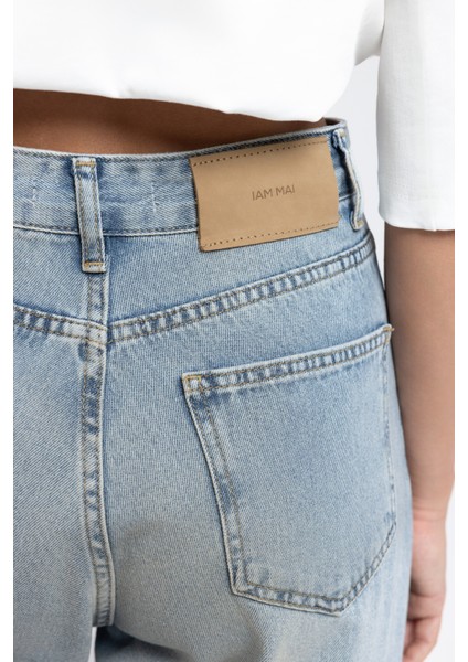 Gemma Yırtık Detay Mavi Jean Pantolon