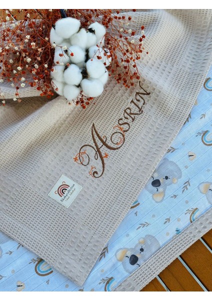 Ftbabycollection Çift Taraflı Kişiye Özel Isim Nakışlı Waffle Pike & Müslin Bebek BATTANIYESI 90X100 CM