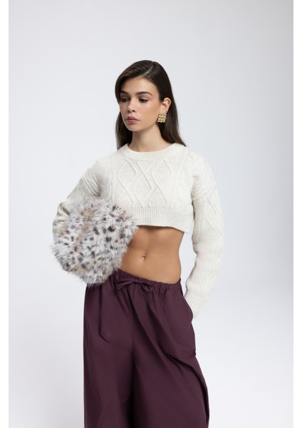 Mai Mohan Bej Crop Kazak