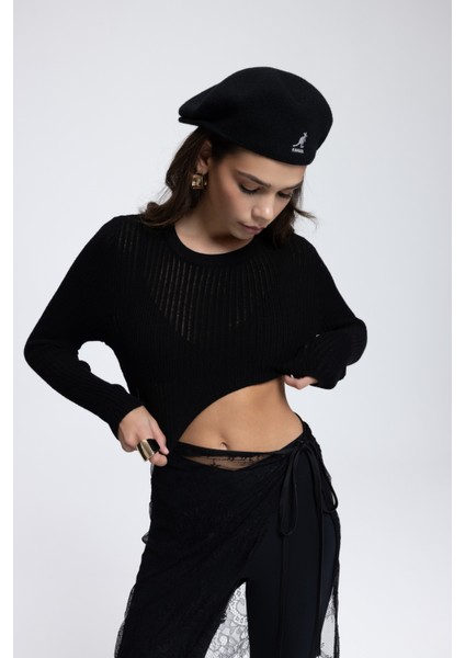 Liana Siyah Yumuşak Doku Triko Crop