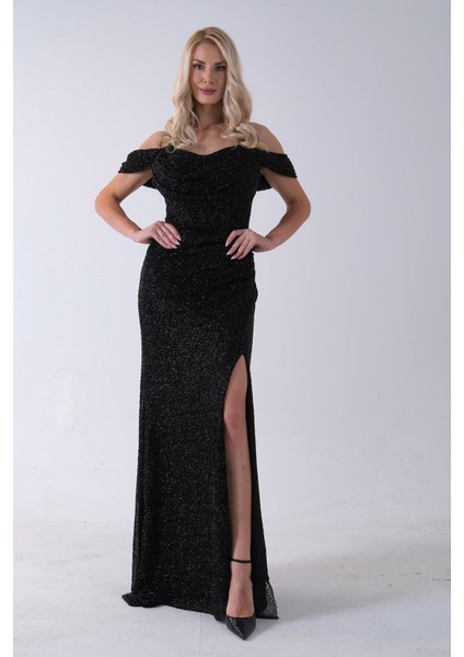 Siyah Düşük Omuz Yırtmaç Detaylı Pul Payet Abiye 9705646.01