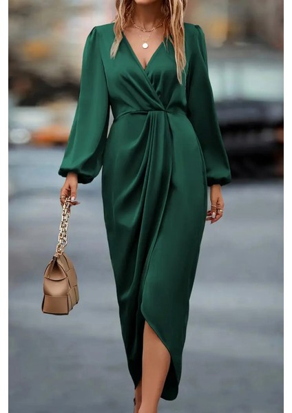 Kadın Zümrüt Yeşili Kruvaze Yaka Kol ve Bel Lastik Büzgülü Drapeli Saten Abiye Elbise