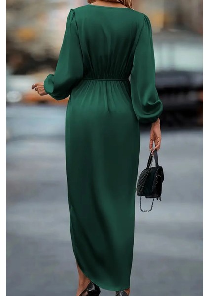 Kadın Zümrüt Yeşili Kruvaze Yaka Kol ve Bel Lastik Büzgülü Drapeli Saten Abiye Elbise fırsatları