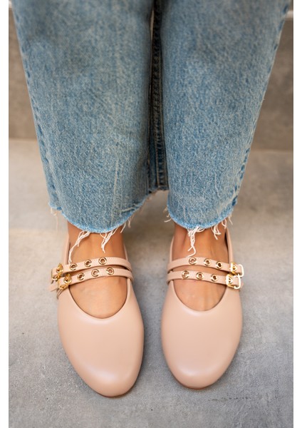 Pari Nude Deri Gold Tokalı Babet modelleri