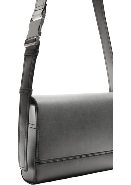 Sade Çapraz Askılı Clutch Zara Kadın Çanta fırsatları