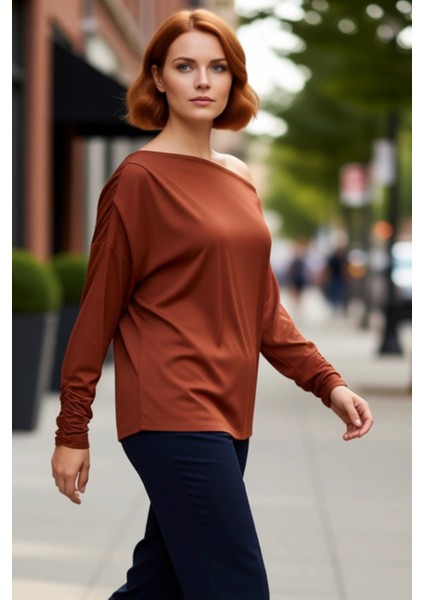 Kadın Giyim Asimetrik Yaka Örme Bluz Rahat Kesim ve Şık Detaylarla Günlük Şıklık Kaliteli Şık fırsatları