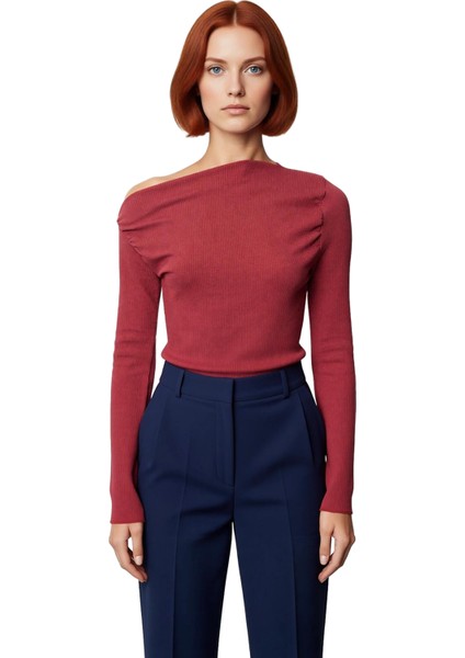 Kadın Moda Şık Üst Giyim Uzun Kayık Yaka Slim Kalıp Örme Drapeli Asimetrik Esnek Bluz fiyatları