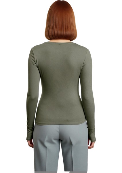 Kadın Regular Bisiklet Yaka Slim Kalıp Örme Viskon Yumuşak Kumaşlı Parmak Geçme Detaylı Esnek Bluz modelleri