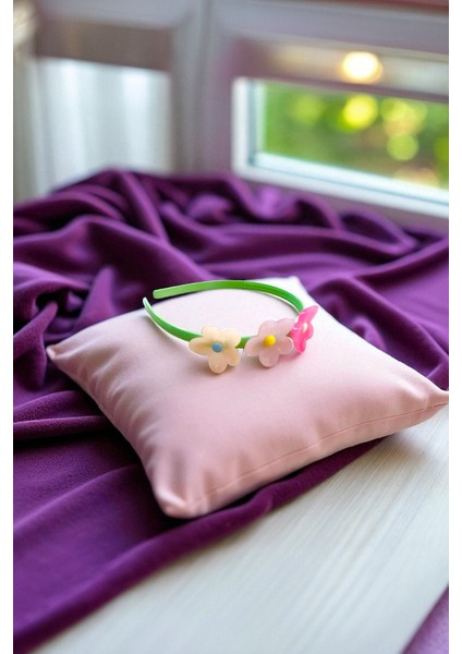 Çocuk Çiçek Figürlü Parlak Renklerde Taç fiyatları