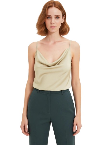 Moda Degaje Yaka Dokuma Regular Düz Desen Casual Günlük Regular Askılı Kol Bluz fiyatları