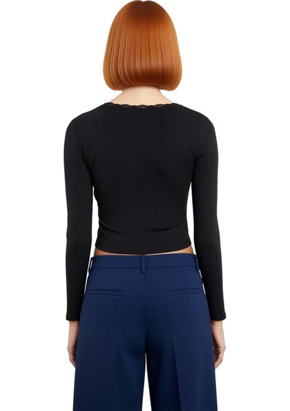 Kadın Kare Yaka Dantelli Crop Uzun Kollu Örme Bluz Kaliteli Şık Rahat Modern Zarif Günlük modelleri