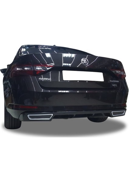 Skoda Superb Egzoz Görünümlü Difüzör 2015-2023 Parlak Siyah