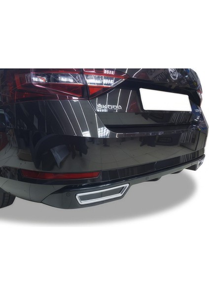 Skoda Superb Egzoz Görünümlü Difüzör 2015-2023 Parlak Siyah indirimleri