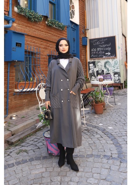 Düğmeli Iki Iplik Triko Hırka