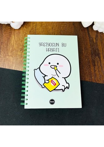 Bu Hayatı Tasarımlı Spiralli Sticker'lı Tarihsiz Konuşan Ajanda Haftalık Planlayıcı Defter