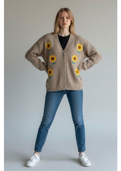 Şardonlu Pamuklu Çiçek Motifli Hırka