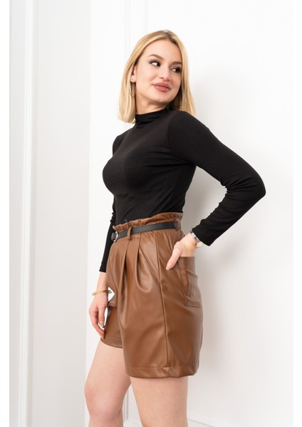 Beli Lastikli Kemerli ve Cepli Şardonlu Deri Şort 30321