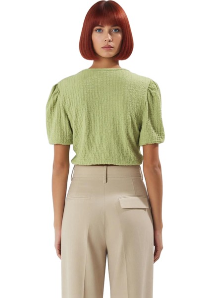 Polyester Örme Bluz Crop V Yaka Balon Kol Fitted Kalıp Özel Tasarım Rahat ve Şık modelleri