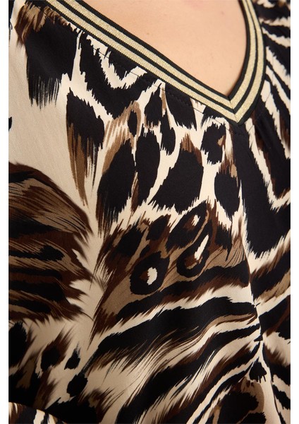 Zebra Desenli Simli Ribanalı V Bluz fırsatları