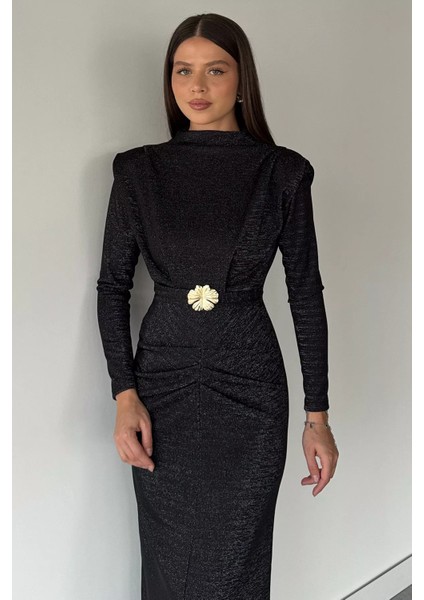 Kadın Dik Yaka Omuz Vatkalı Gold Toka Detaylı Likralı Işıltılı Elbise P-00018926 modelleri