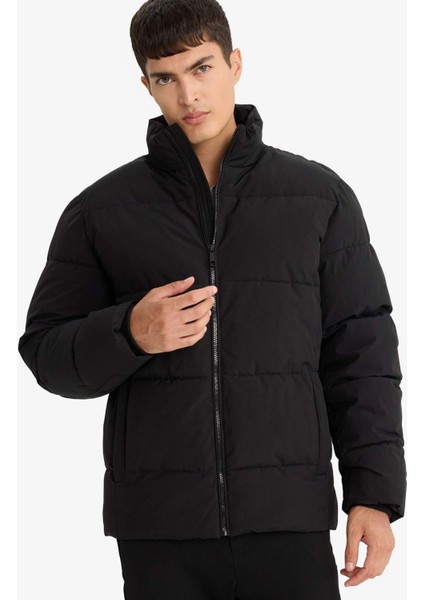 Su İtici Regular Fit Dik Yaka Fermuarlı Cepli Mont E9991AX25WN