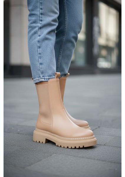 V652649009 Ten Lastik Detaylı Kalın Tabanlı Kadın Bot