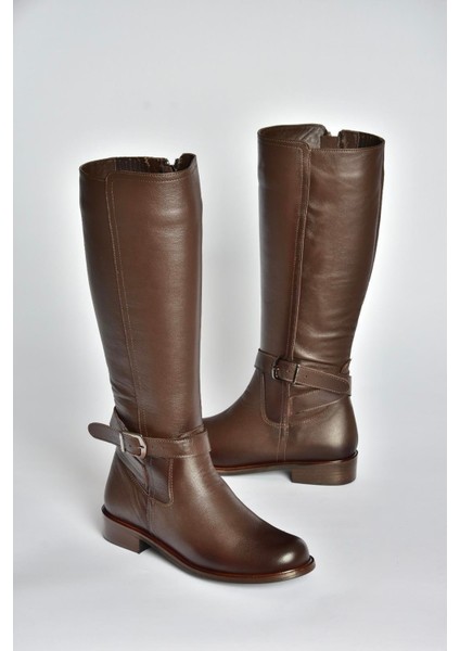 V398750603 Kahverengi Hakiki Deri Alçak Tabanlı Kadın Çizme