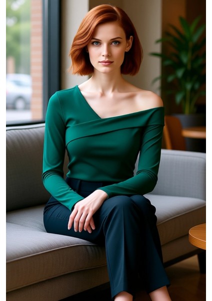 Kadın Vücuda Oturan Crop Örme Bluz Asimetrik Yaka Uzun Kol Kaliteli Şık Rahat Modern Zarif