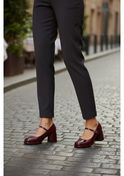 T820059108 Bordo Rugan Kalın Topuklu Kadın Ayakkabı