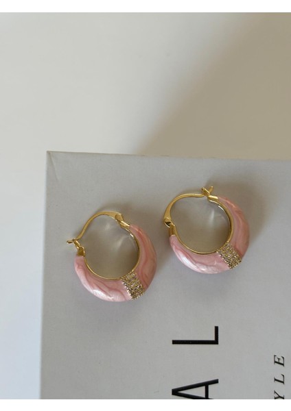 Pembe Renkli Bombe Orta Boy Gold Oval Çelik Küpe fiyatları