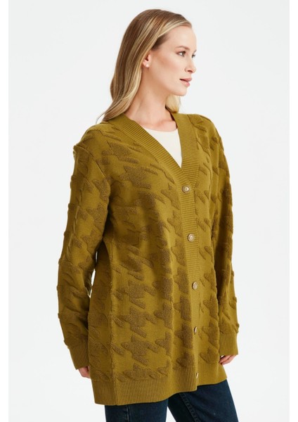 21504 Kazayaklı Havlu Örgülü Triko Hırka fırsatları