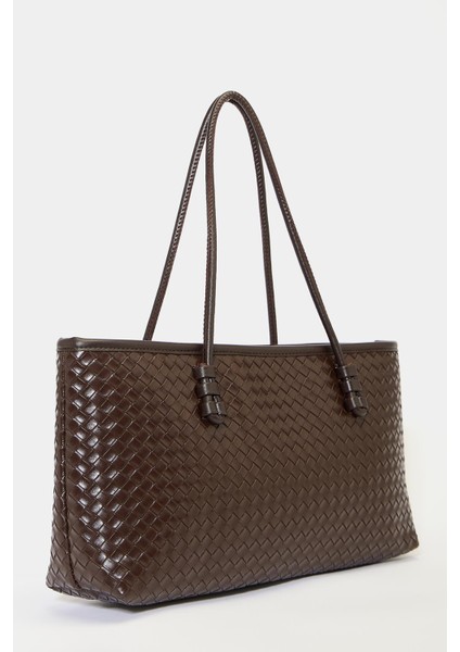 Kahverengi Kadın Örgü Desenli Pu Deri El ve Omuz Çantası – Zarif Geniş Form modelleri