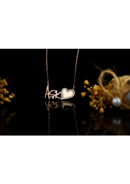 Adı Aşk Kolye