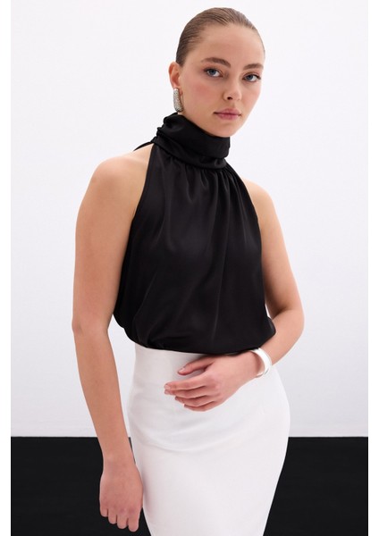 Desenli Kolsuz Bluz fırsatları