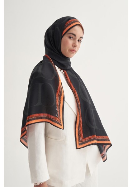 Side Monogram Floş Şal Siyah fiyatları