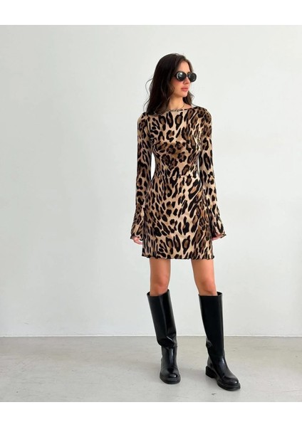 Kadın Uzun Kollu Sırtı Açık Bağlamalı Leopar Desenli Kısa Dalgıç Elbise fiyatları