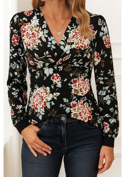 Kadın Uzun Kollu Kruvaze Yakalı Kelebek Desenli Şardonlu Dalgıç Bluz modelleri