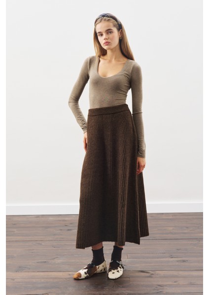 Triko Kloş Etek Kahverengi fırsatları