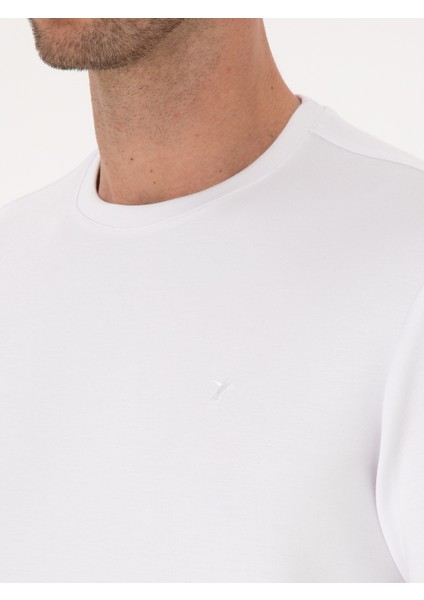 Erkek Beyaz Regular Fit Modal Karışımlı Bisiklet Yaka T-Shirt 50311305-VR013