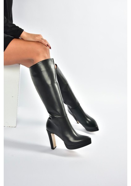 V820660609 Siyah Kalın Platform Topuklu Kadın Çizme fırsatları