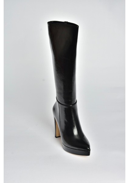 V820660660 Siyah Rustik Kalın Platform Topuklu Kadın Çizme