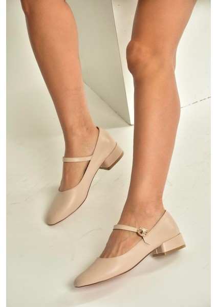 V250660809 Bej Kalın Alçak Topuklu Kadın Ayakkabı fiyatları