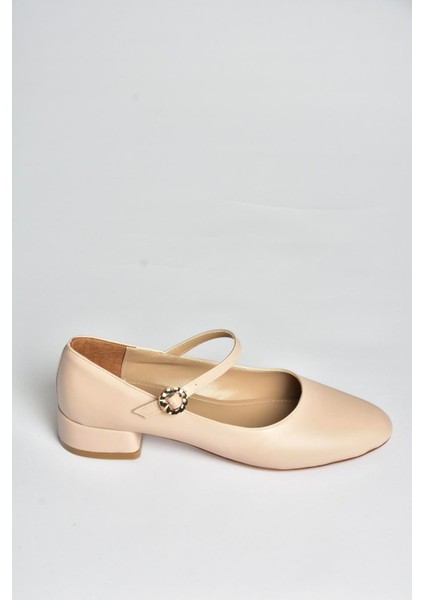 V250660809 Bej Kalın Alçak Topuklu Kadın Ayakkabı